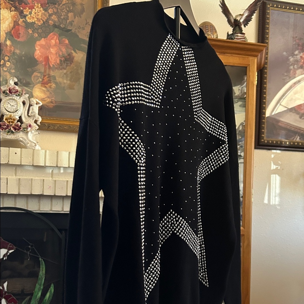 Milano Black and White Star Crewneck Sweater - Picture 4 of 8